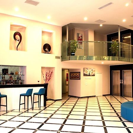 Vego Hotel Ganja Ngoại thất bức ảnh