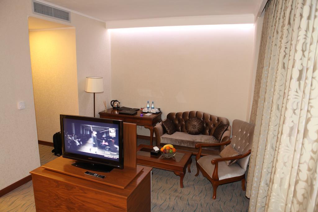 Vego Hotel Ganja Phòng bức ảnh